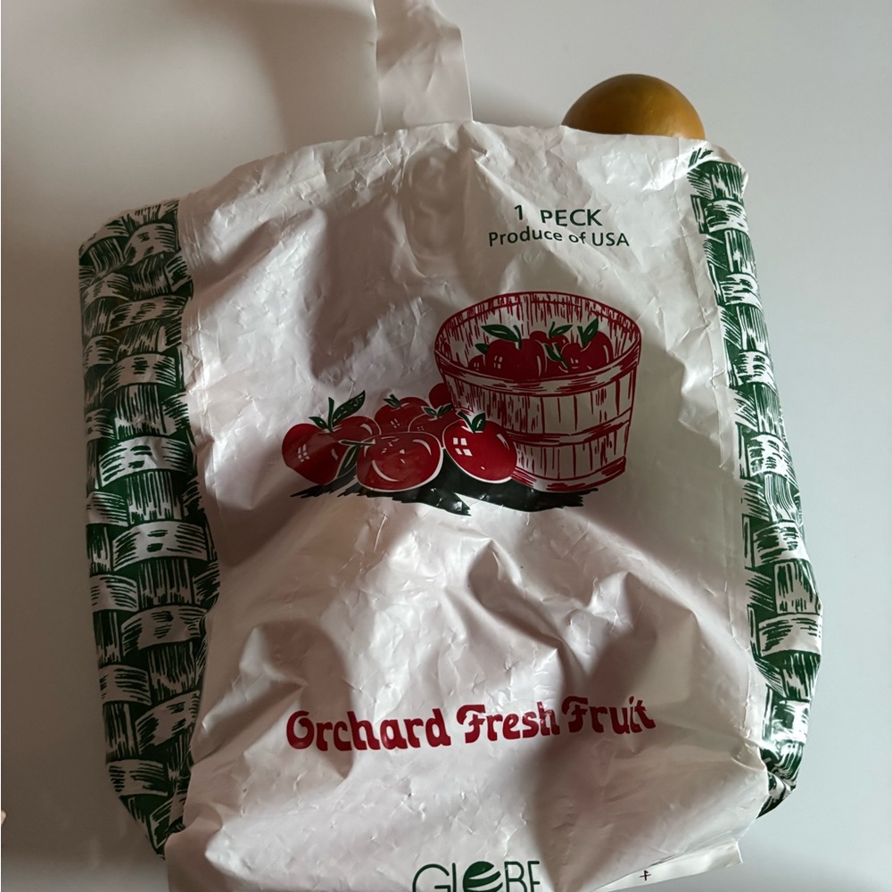 Bag of play apples